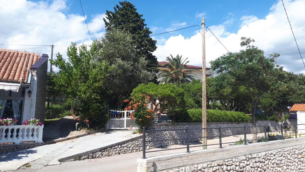 Hotel Lilianka Selce Esterno foto