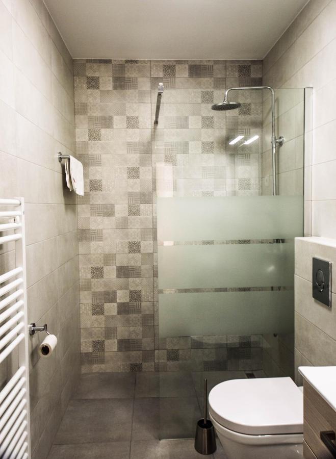 Hotel Lilianka Selce Esterno foto