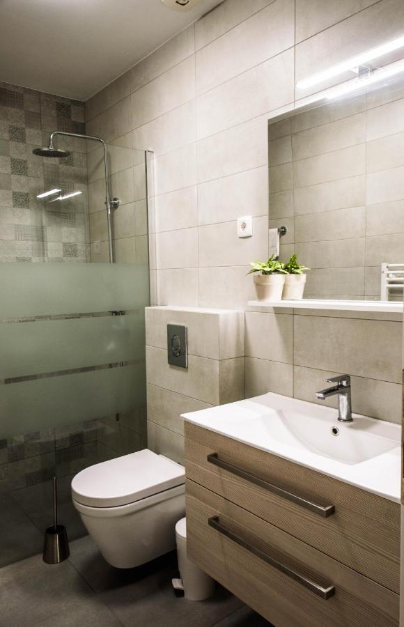 Hotel Lilianka Selce Esterno foto
